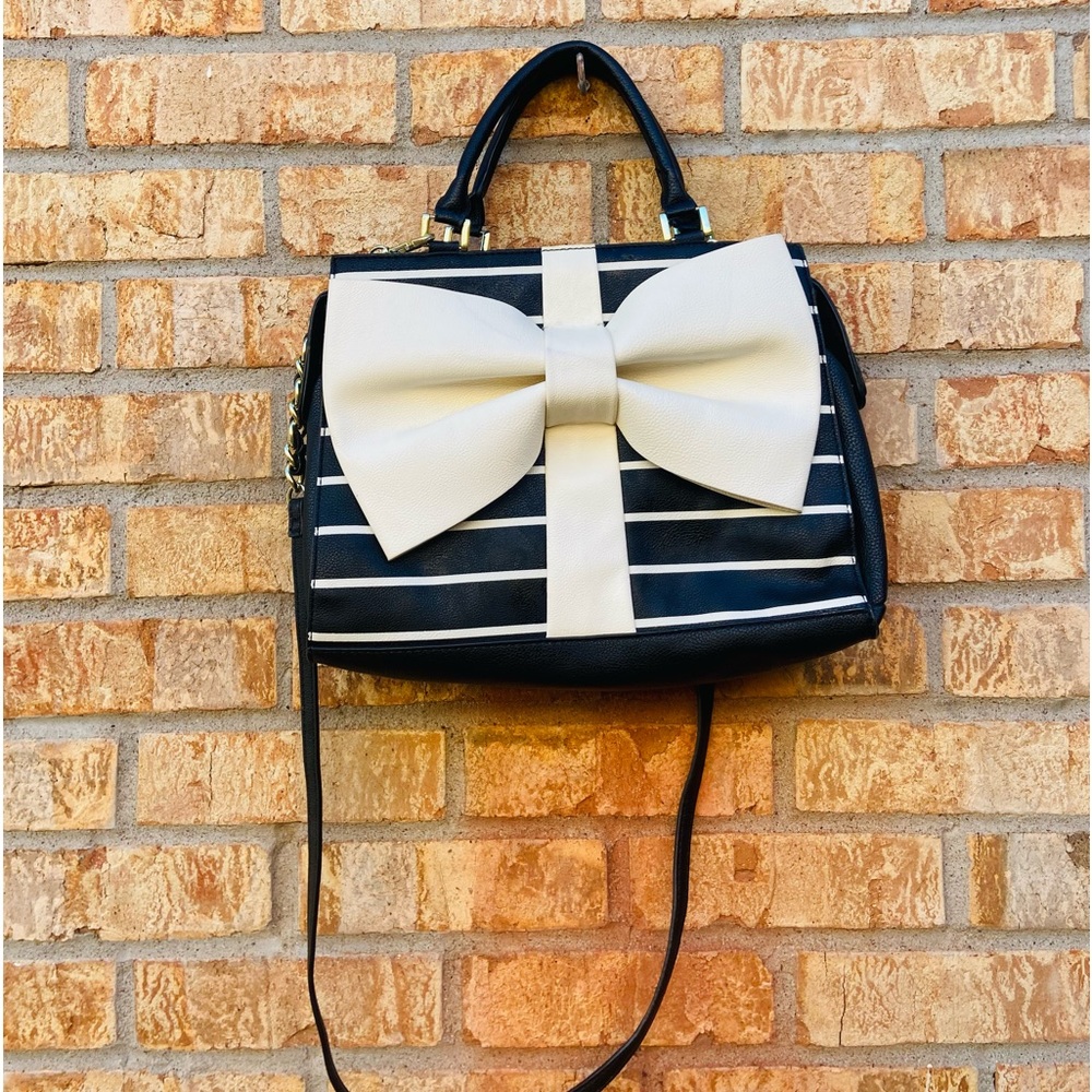 Betsy Johnson bow striped handle crossbody bag purse satchel tote